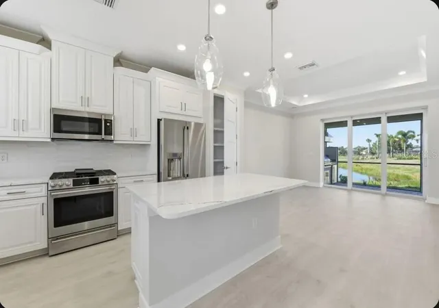 Homes for sale in BRADENTON, FL | 4052 Santa Caterina Blvd, BRADENTON, FL 34211
