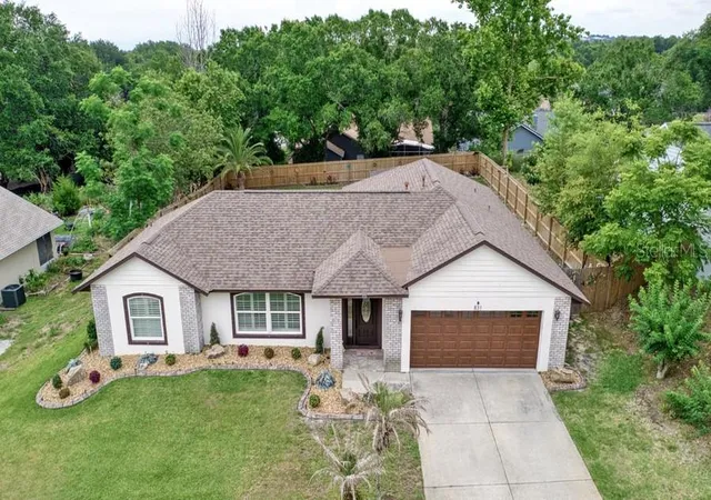Photo 2 of Single family home for sale at 831 Forestwood Dr, Minneola, FL 34715 | MLS# G5114771 | Listing updated on 2026-08-12
