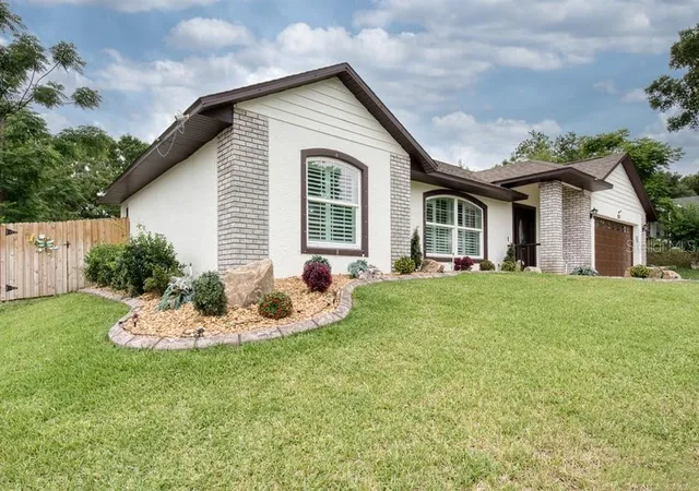 Photo 4 of Single family home for sale at 831 Forestwood Dr, Minneola, FL 34715 | MLS# G5114771 | Listing updated on 2026-08-12