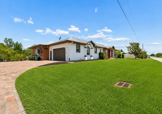 Photo 2 of Single family home for sale at 3339 Desoto Dr, Punta Gorda, FL 33983 | MLS# A4699339 | Listing updated on 2026-07-08
