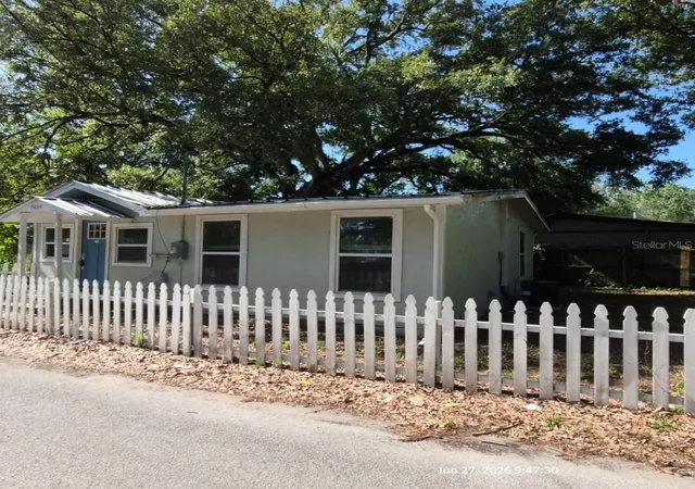 Photo 2 of Single family home for sale at 7409 Rhode Is Dr, Tampa, FL 33619 | MLS# TB8526857 | Listing updated on 2026-08-20