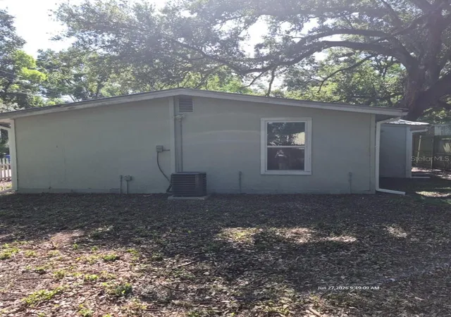 Photo 4 of Single family home for sale at 7409 Rhode Is Dr, Tampa, FL 33619 | MLS# TB8526857 | Listing updated on 2026-08-20