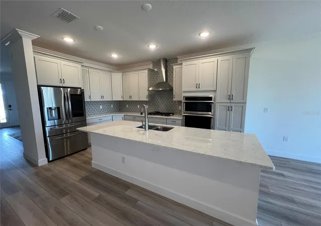 Photo 2 of Single family home for sale at 931 Signet Dr, Apollo Beach, FL 33572 | MLS# A4699341 | Listing updated on 2026-10-04