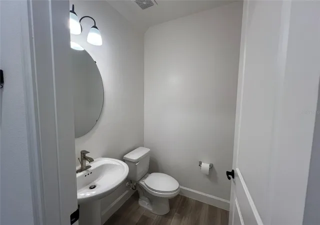 Photo 4 of Single family home for sale at 931 Signet Dr, Apollo Beach, FL 33572 | MLS# A4699341 | Listing updated on 2026-10-04