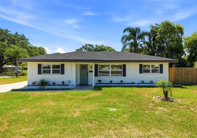 2nd image of 2117 N Hercules Ave, Clearwater, FL 33763 | MLS# TB8526858