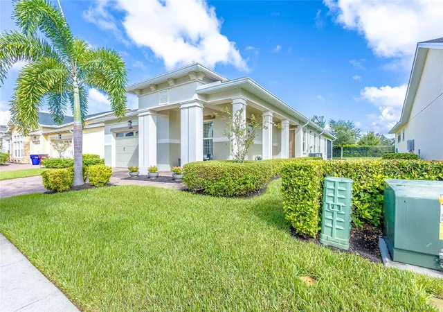 Photo 2 of Single family home for sale at 2606 Meadowedge Loop, Saint Cloud, FL 34772 | MLS# O6423184 | Listing updated on 2026-08-07