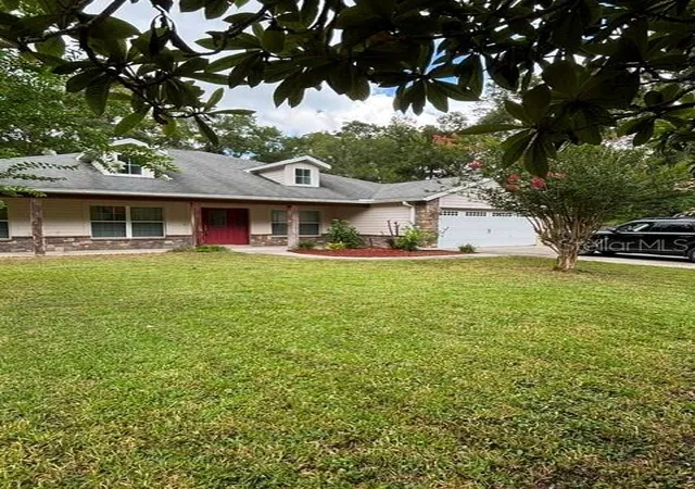 Photo 3 of Single family home for sale at 9209 Mcintyre Rd, Brooksville, FL 34601 | MLS# TB8526868 | Listing updated on 2026-08-04