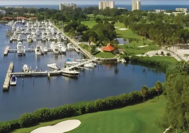 Homes for sale in Longboat Key, FL | 657 Halyard Ln, Longboat Key, FL 34228 | MLS# A4699348
