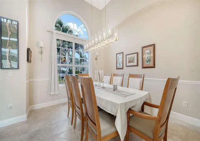 Homes for sale in Longboat Key, FL | 657 Halyard Ln, Longboat Key, FL 34228 | MLS# A4699348