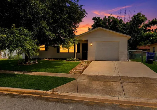 Photo 1 of Single family home for sale at 7819 Royal Stewart Dr, New Port Richey, FL 34653 | MLS# W7887441 | Listing updated on 2026-09-28