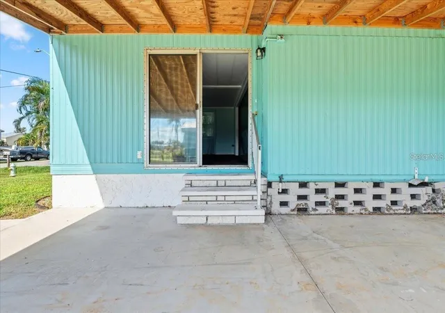 2nd image of 8188 Robert St, Englewood, FL 34224 | MLS# TB8526897