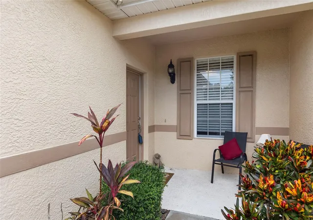 Photo 3 of Single family home for sale at 1040 Orca Ct, Holiday, FL 34691 | MLS# TB8526899 | Listing updated on 2026-10-05