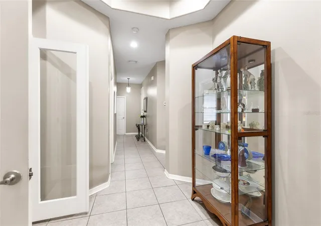 Photo 4 of House for sale at 1040 Orca Ct, Holiday, FL 34691 | MLS# TB8526899 | Listing updated on 2026-10-05