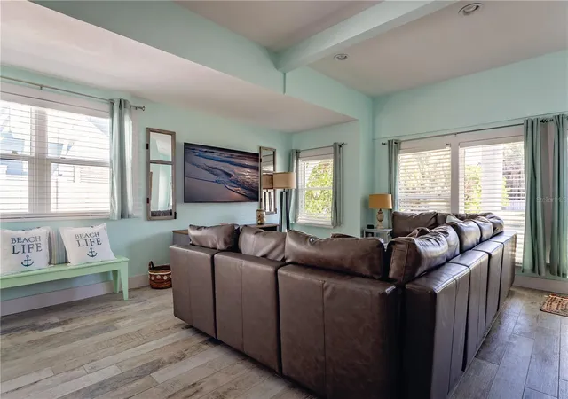 4th image of 504 Spring Ave, Anna Maria, FL 34216 | MLS# A4699353