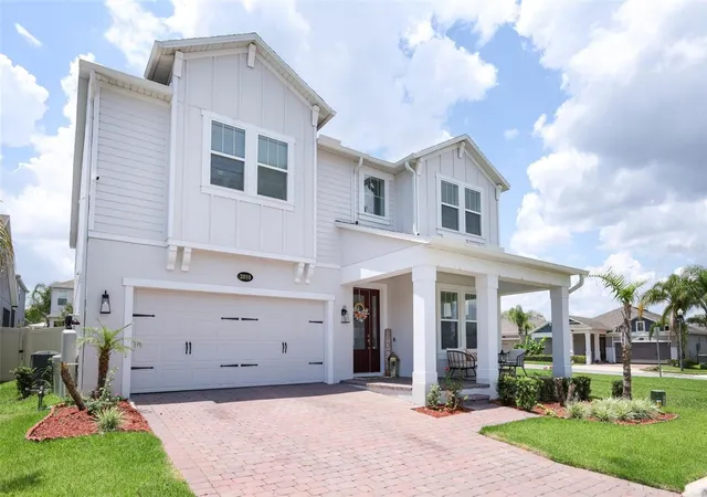Photo 2 of Single family home for sale at 2010 Boss Hewett St, Oakland, FL 34787 | MLS# O6423216 | Listing updated on 2026-08-02