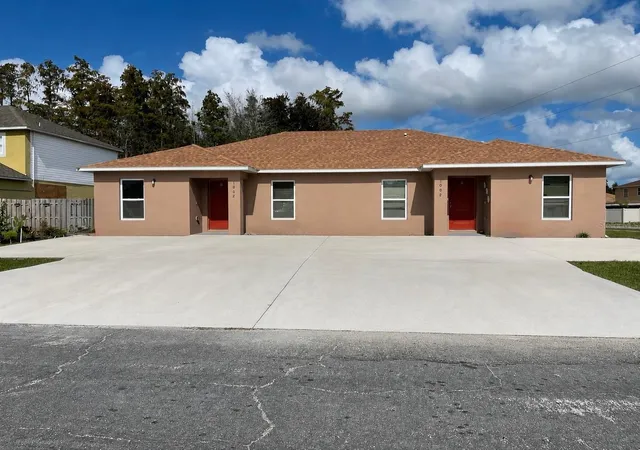1st image of 1002 Mayfair Pl, Kissimmee, FL 34758 | MLS# O6423219