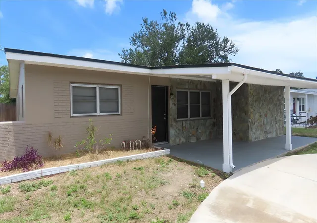 1st image of 12208 105th St, Largo, FL 33773 | MLS# TB8526939