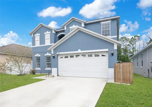 Photo 3 of Single family home for sale at 5047 Adair Oak Dr, Orlando, FL 32829 | MLS# O6423228 | Listing updated on 2026-07-18