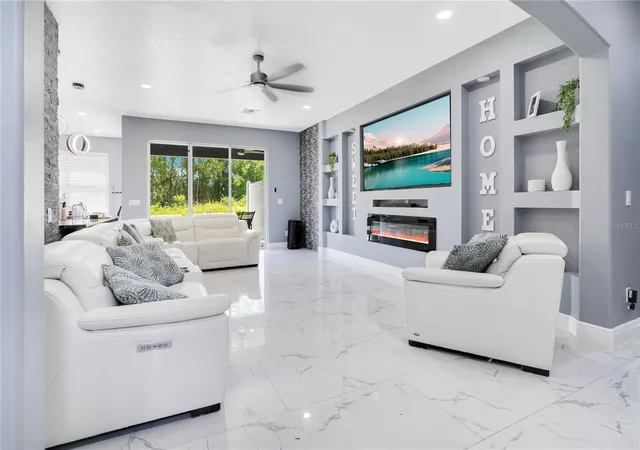 Photo 3 of Single family home for sale at 5047 Adair Oak Dr, Orlando, FL 32829 | MLS# O6423228 | Listing updated on 2026-07-18