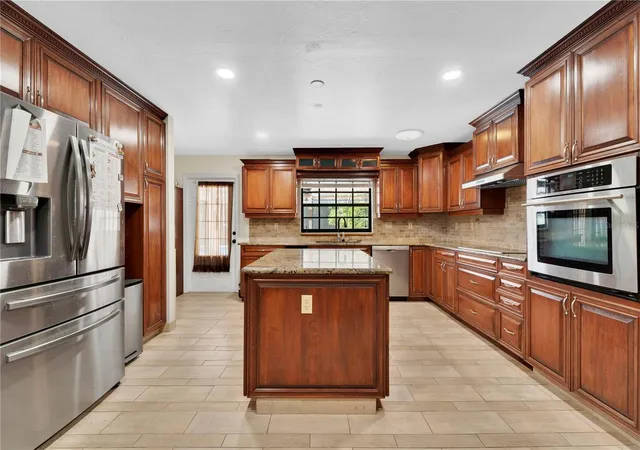 3rd image of 2456 Danforth Rd, Spring Hill, FL 34608 | MLS# L4963346