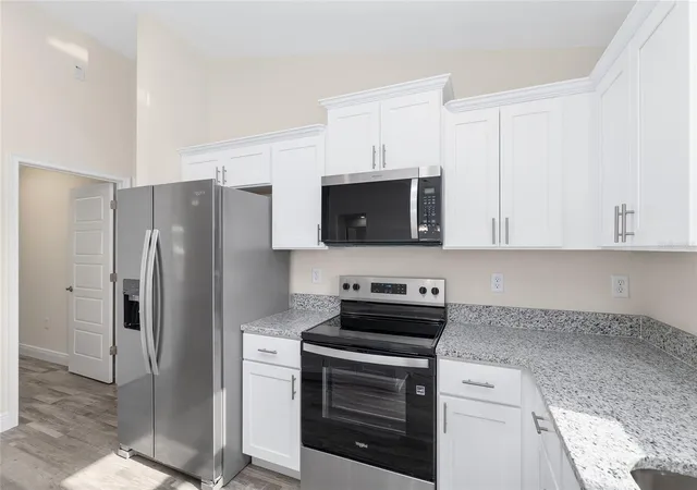Photo 3 of Single family home for sale at 93 Pecan Pass, Ocala, FL 34472 | MLS# OM728075 | Listing updated on 2026-09-07
