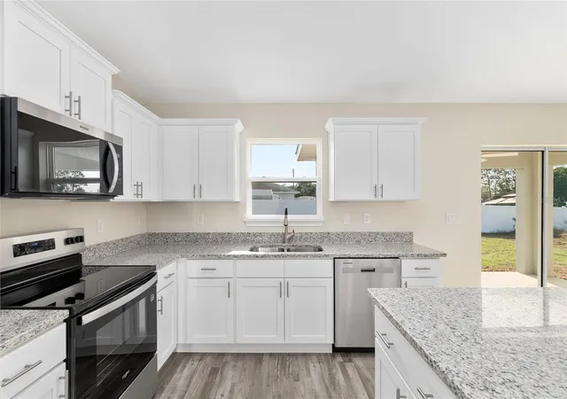 Photo 4 of Single family home for sale at 93 Pecan Pass, Ocala, FL 34472 | MLS# OM728075 | Listing updated on 2026-09-07