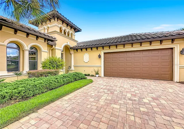 Homes for sale in Palm Coast, FL | 341 Hibiscus Wy, Palm Coast, FL 32137 | MLS# O6423240