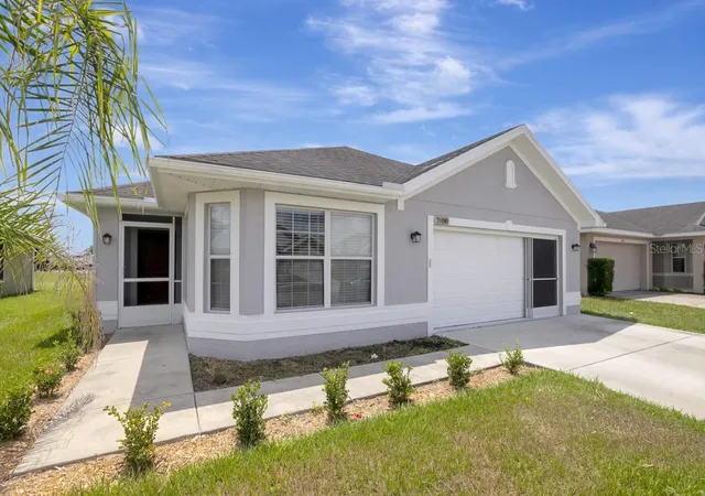 Photo 3 of Sale Pending at 7088 Wirevine Dr, Brooksville, FL 34602 | MLS# A4699361 | Listing updated on 2026-08-18