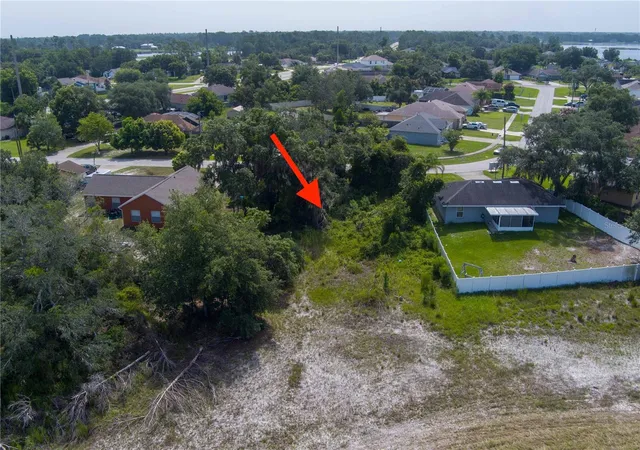 4th image of 2599 Hillview Cir, Deltona, FL 32725 | MLS# O6423254