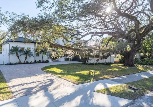 79th image of 2420 Floyd St, Sarasota, FL 34239 | MLS# A4699366