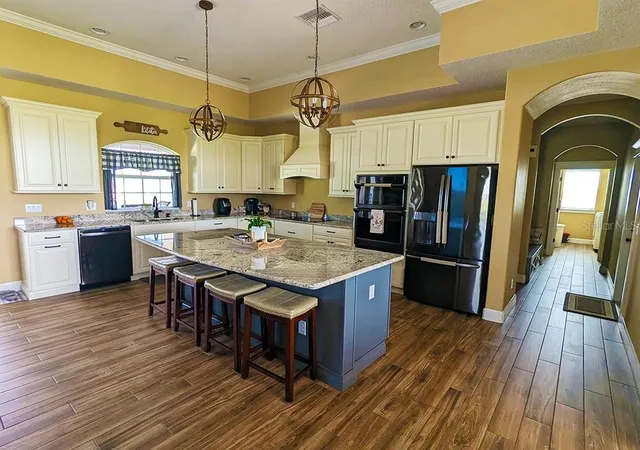 Photo 4 of Sale Pending at 19221 Baker Rd, Umatilla, FL 32784 | MLS# G5114788 | Listing updated on 2026-09-04