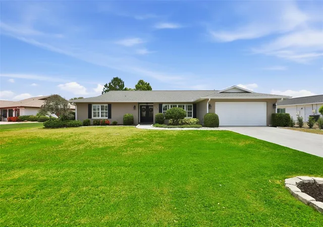 4th image of 412 Stoneham Dr, Sun City Center, FL 33573 | MLS# TB8526982