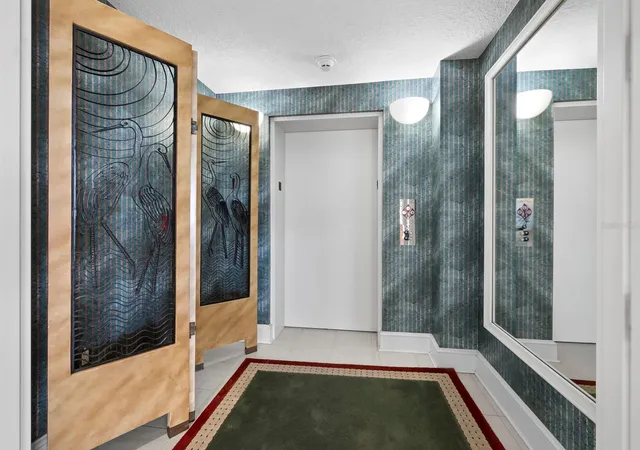3rd image of 3040 Grand Bay Blvd, Longboat Key, FL 34228