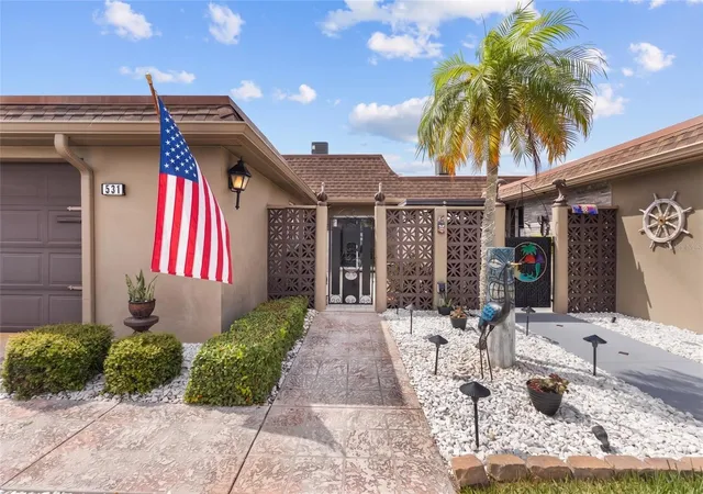 Photo 2 of Single family home for sale at 531 Boca Ciega Point Blvd S #531, St Petersburg, FL 33708 | MLS# TB8526985 | Listing updated on 2026-10-09