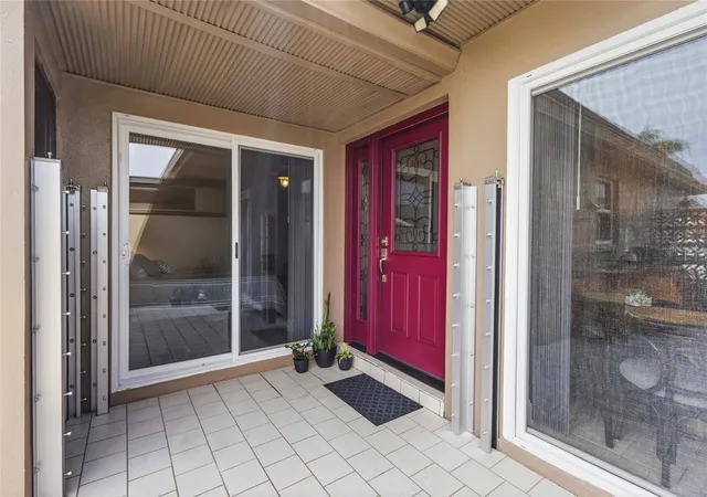 Listing Photo 2 - Condo for sale in building located at 531 Boca Ciega Pt Blvd S, ST PETERSBURG, FL 33708 - Unit #531