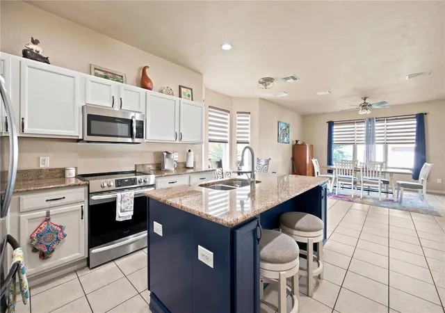 Photo 3 of Single family home for sale at 3970 SW 51st Terrace, Ocala, FL 34474 | MLS# OM728078 | Listing updated on 2026-08-30