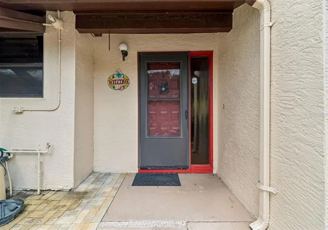 3rd image of 2903 Fig Ct, Palm Harbor, FL 34684 | MLS# TB8526998