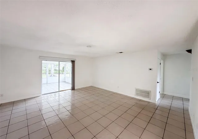 Photo 3 of Single family home for sale at 2401 Myakka Dr, Orlando, FL 32839 | MLS# O6423279 | Listing updated on 2026-09-18