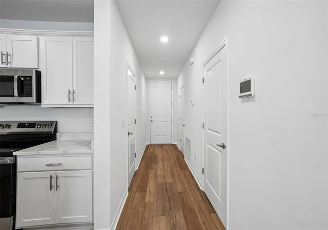 Photo 3 of Townhouse for sale at 6844 Holcombe Dl Dr, Zephyrhills, FL 33541 | MLS# TB8527007 | Listing updated on 2026-09-20