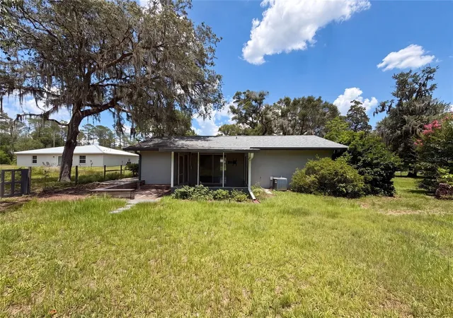 Homes for sale in Dunnellon, FL | 1870 Sw Valencia Heights Ave, Dunnellon, FL 34431 | MLS# O6423295