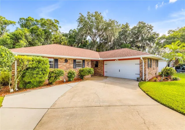 Photo 3 of Single family home for sale at 725 Green Rd, New Smyrna Beach, FL 32168 | MLS# NS1088674 | Listing updated on 2026-07-09