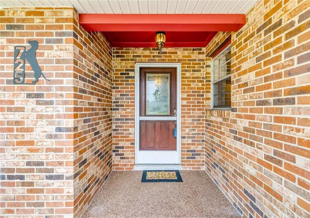 Photo 4 of Single family home for sale at 725 Green Rd, New Smyrna Beach, FL 32168 | MLS# NS1088674 | Listing updated on 2026-07-09
