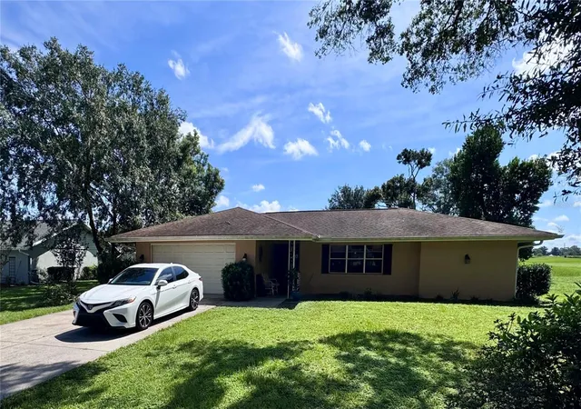 Photo 2 of Single family home for sale at 6088 Fairway Dr, Ridge Manor, FL 33523 | MLS# W7887447 | Listing updated on 2026-08-31