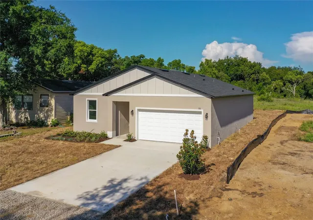 2nd image of 110 Fruitwood Ave, Eustis, FL 32726 | MLS# O6423298