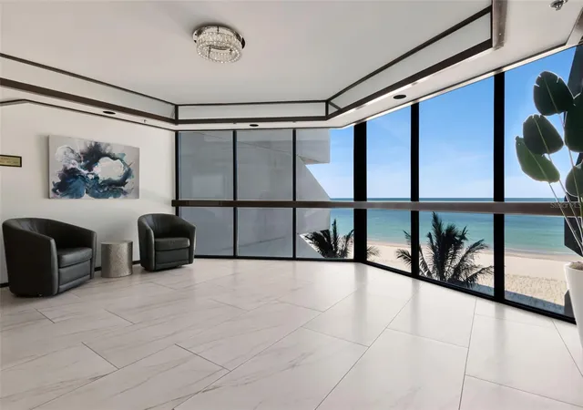 4th image of 1660 Gulf Blvd #407, Clearwater Beach, FL 33767 | MLS# TB8527014