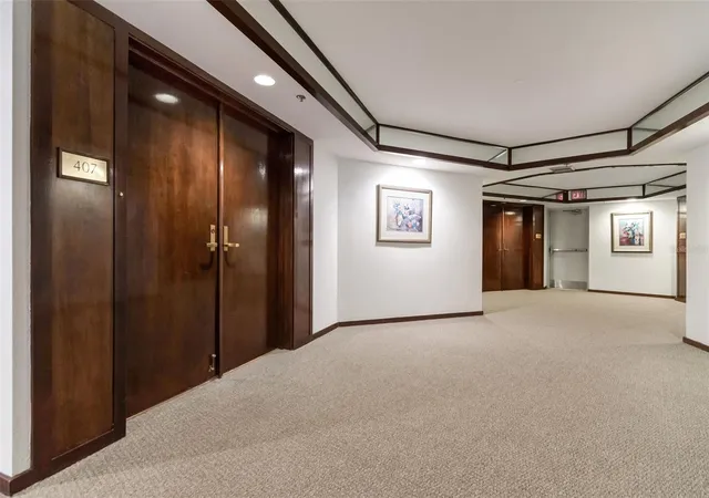 5th image of 1660 Gulf Blvd #407, Clearwater Beach, FL 33767 | MLS# TB8527014