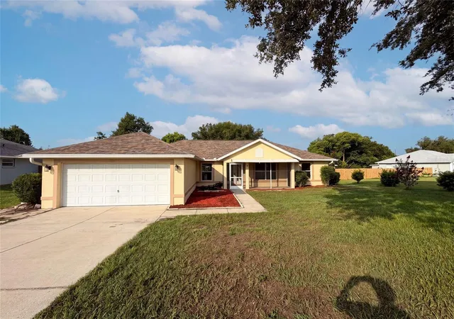 1st image of 314 Dupont Cir, Howey In The Hills, FL 34737 | MLS# O6423300