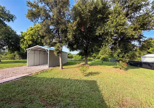 3rd image of 314 Dupont Cir, Howey In The Hills, FL 34737 | MLS# O6423300