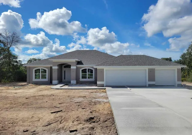 Single family home for sale at 4404 SW 110th Street, OCALA, FL 34476 | MLS# OM728081
