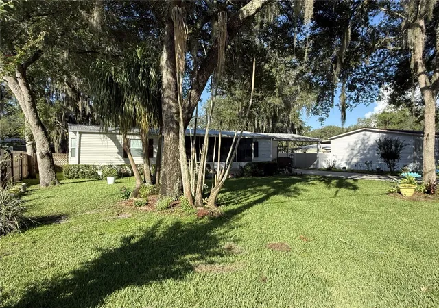 3rd image of 8634 Treasure Island Rd, Leesburg, FL 34788 | MLS# G5114796
